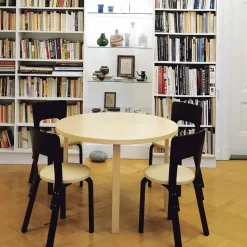 Aalto 90A matbord runt Svart linoleum-Björkben