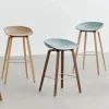 About a Stool 32 Low barstol lackerat ekstativ 2.0 Svart-svart stålstöd