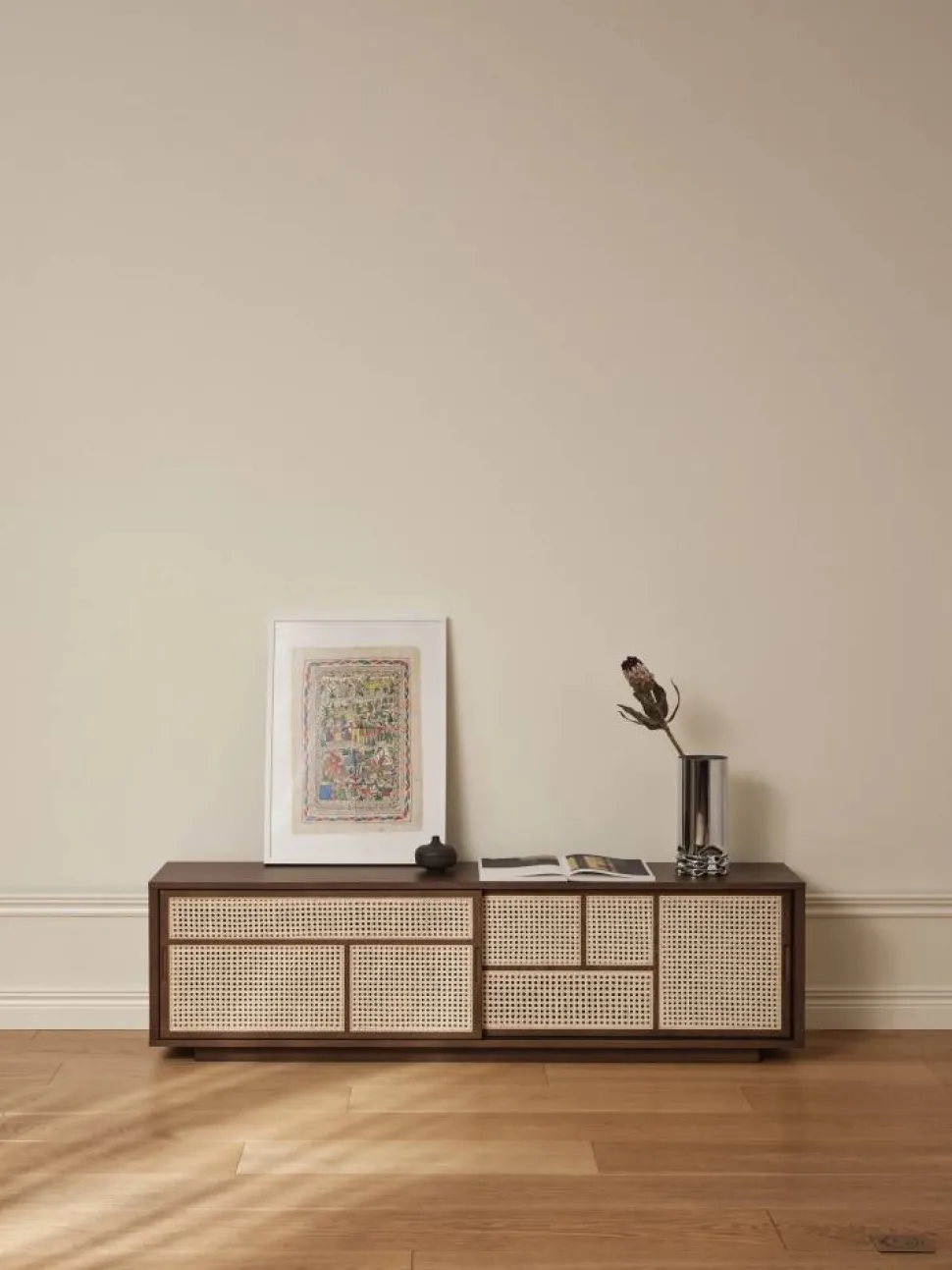 Air sideboard low Mörk ek
