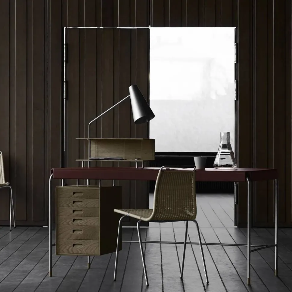 AJ52 Society Table skrivbord Lackad valnöt inkl. belysning 160 cm