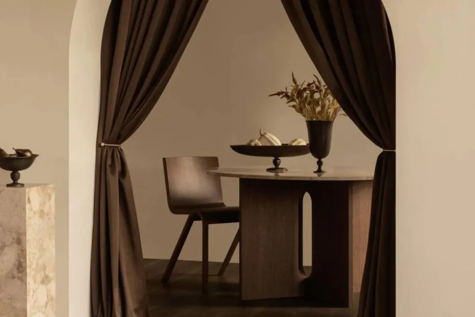 Androgyne matbord Sand stone betsat ekstativ