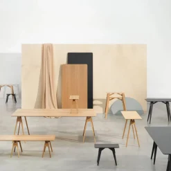Arco sidobord S svart