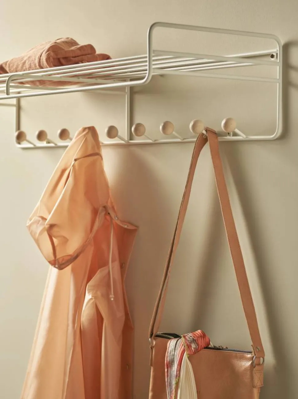 Bill Hat rack L hatthylla Greige