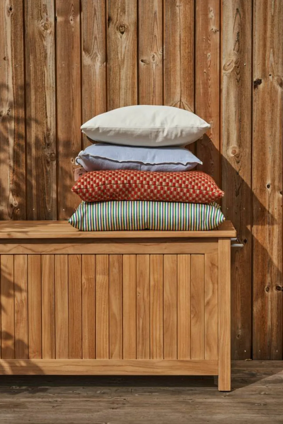 Bjärknäs dynbox med hjul L 180x85x75 cm Teak