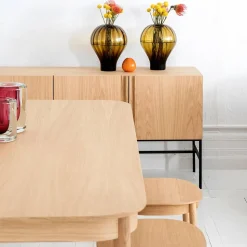 Boss sideboard Lackad ek-3 dörrar-ekben