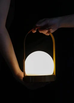 Carrie portabel bordslampa Golden brown