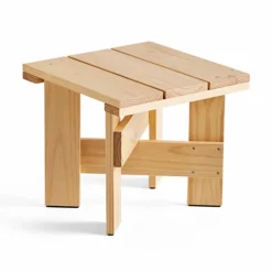 Crate Low Table bord 45x45x40 cm lackad furu Water-based lacquered pinewood