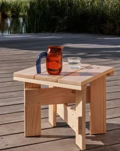 Crate Low Table bord 45x45x40 cm lackad furu Water-based lacquered pinewood