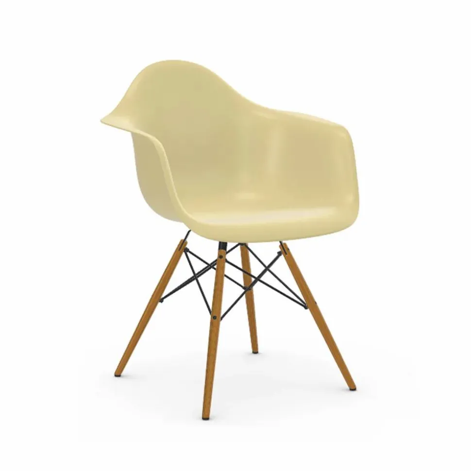 Eames Fiberglass Armchair DAW karmstol parchment askben