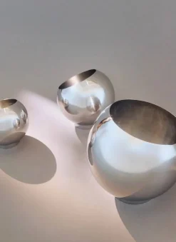 Globe blomkruka Ø17 cm Silver