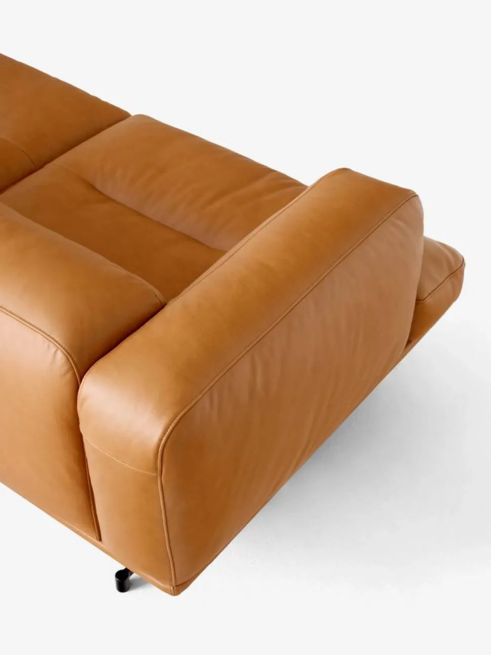 Inland AV22 soffa 2-sits Noble läder cognac-warm black