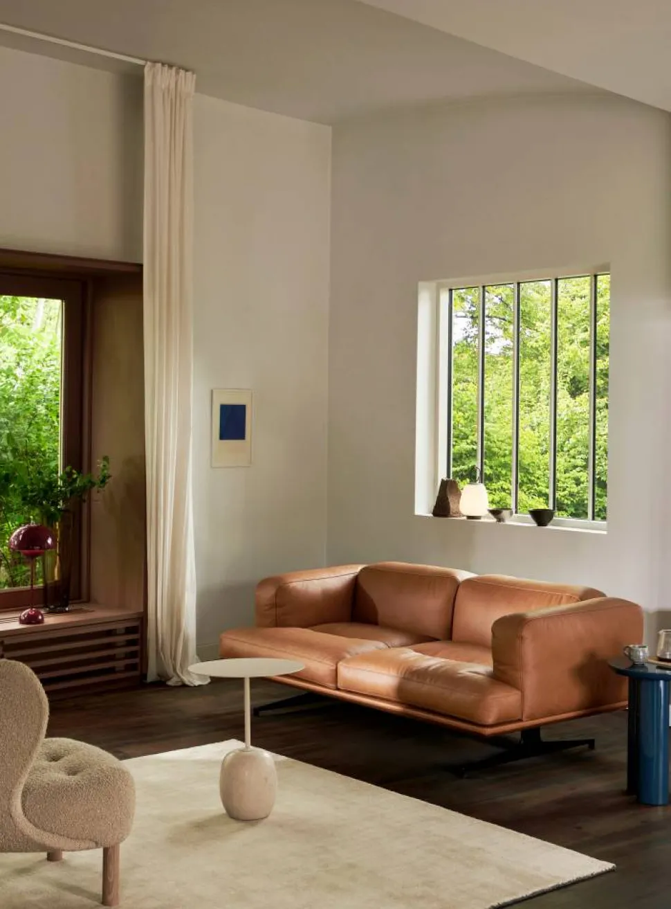 Inland AV22 soffa 2-sits Noble läder cognac-warm black