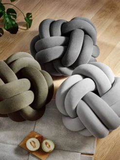 Knot kudde XL Grey