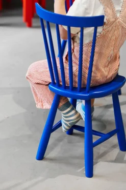 Lilla Åland barnstol björk 33 cm Svenssons blå