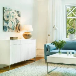 Line Hög skänk walnut/white 2dörrar+2lådor+1hylla kromben