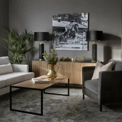 Line skänk walnut/black 2dörrar+1hylla svarta metallben