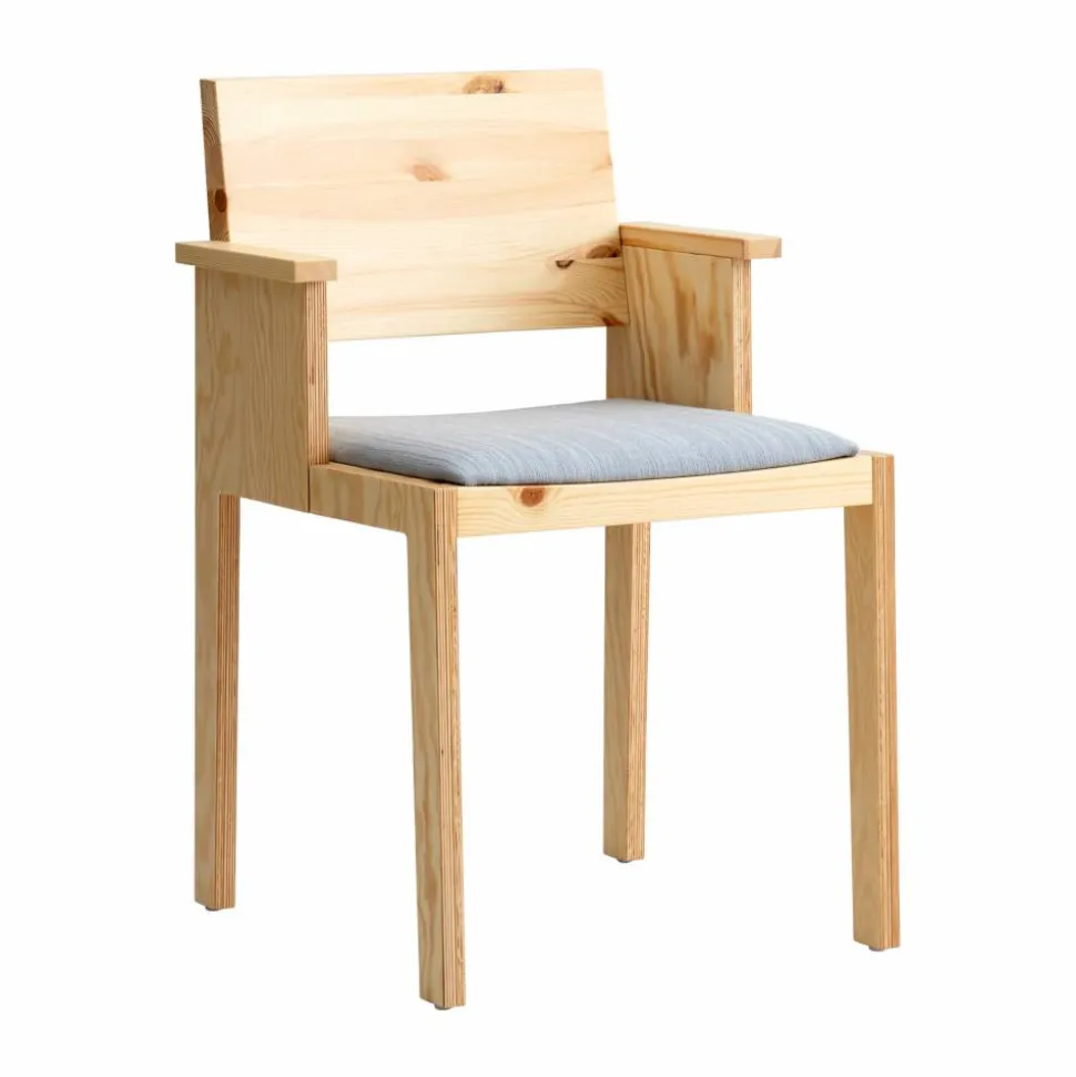 016 Maasto Dining Armchair karmstol Matt oljevaxad furu klädd sits grå
