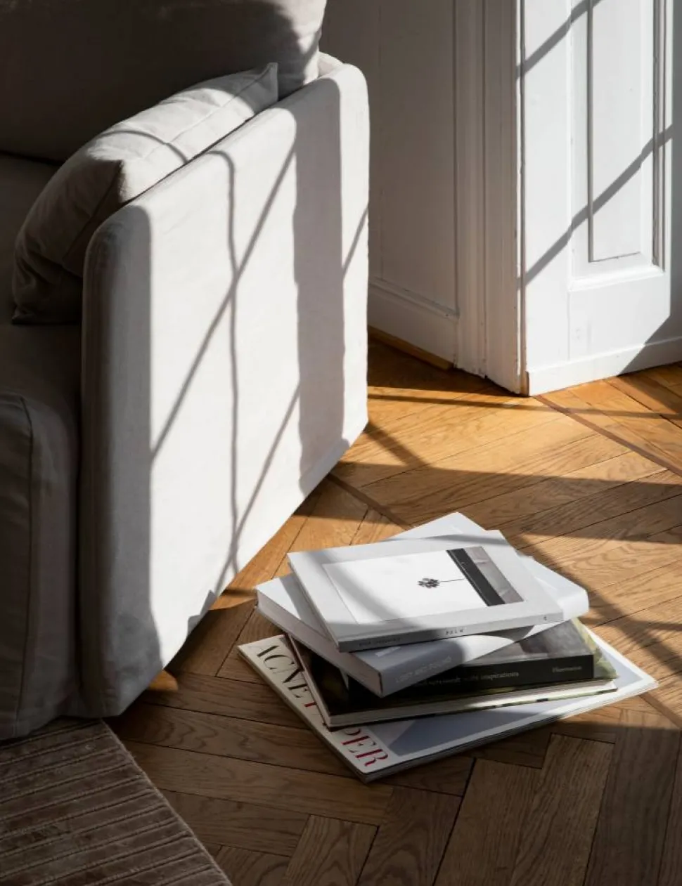 Offset soffa 2-sits Logan Jasmine