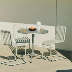 Palissade Cantilever stol Sky grey