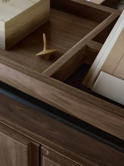 Pira G2 hyllsystem F C A Black/Walnut 256-264 cm