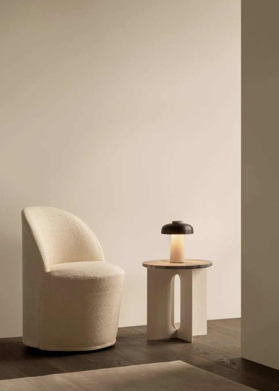 Reverse portabel bordslampa 24 5 cm Travertine-bronzed aluminium
