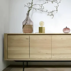 Shadow sideboard Ek-Wax oil 3 dörrar 3 lådor