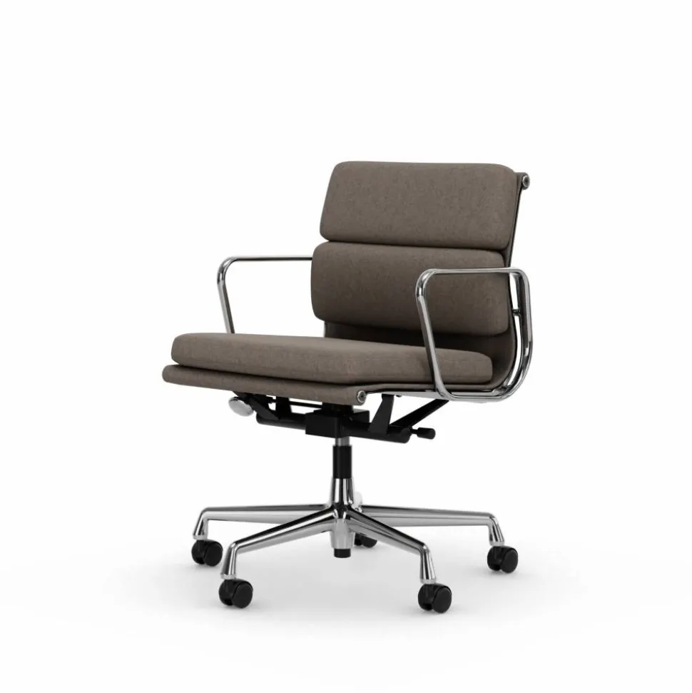 Soft Pad Chair EA 217 polerat kromstativ Fossil