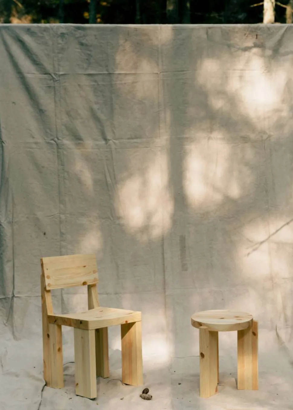 001 Stool pall Matt oljevaxad furu Ø40x44 cm