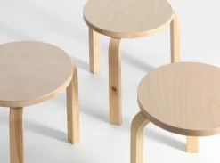 Stool 60 Villi pall jubileumsutgåva 90 år Björk