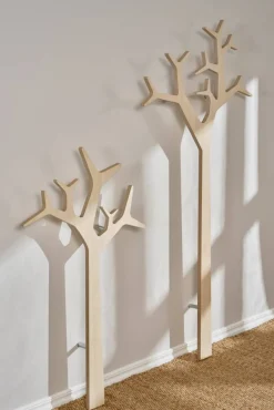Tree wall rockhängare Special Edition 194 cm Vitpigmenterad furu