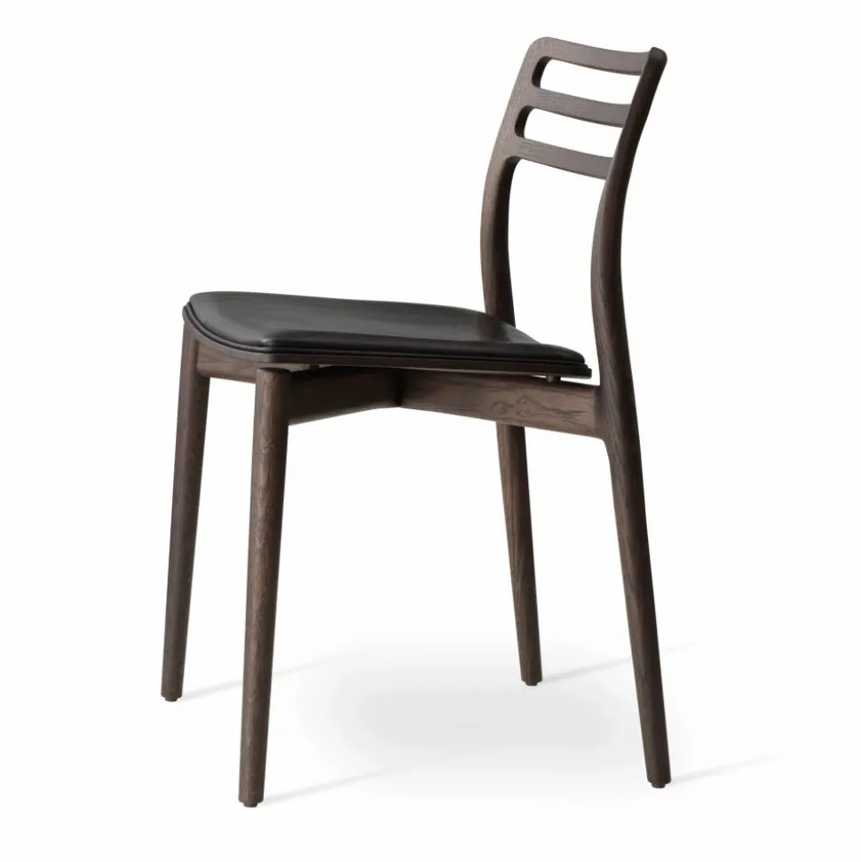 Vipp481 Cabin stol Dark oak-black leather