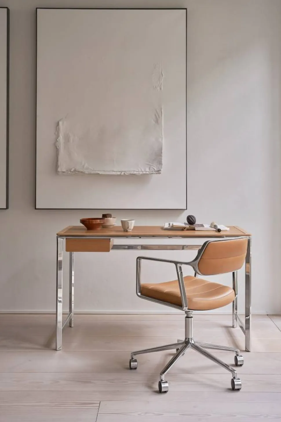 Vipp430 Studio Desk skrivbord 60x125 cm Light oak-camel