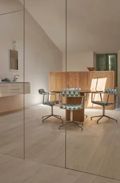 Vipp452 Swivel kontorsstol Guesthouse Edition Lagrasse France-pol. aluminium
