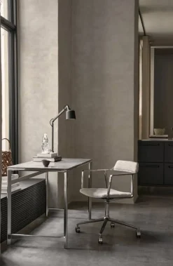 Vipp452 Swivel kontorsstol med hjul Wavy off white-light grey-pol. aluminium